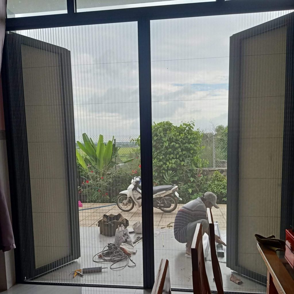 LẮP ĐẶT CỬA LƯỚI CHỐNG MUỖI TẠI PHÚ NHUẬN