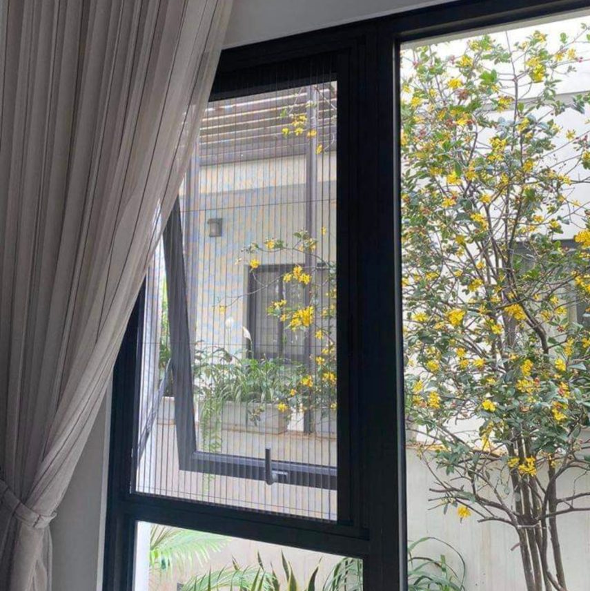 SỬ DỤNG CỬA LƯỚI CHỐNG MUỖI TẠI DẦU TIẾNG