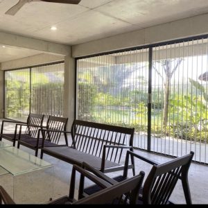 ỨNG DỤNG CỬA XẾP LÁ NHỰA