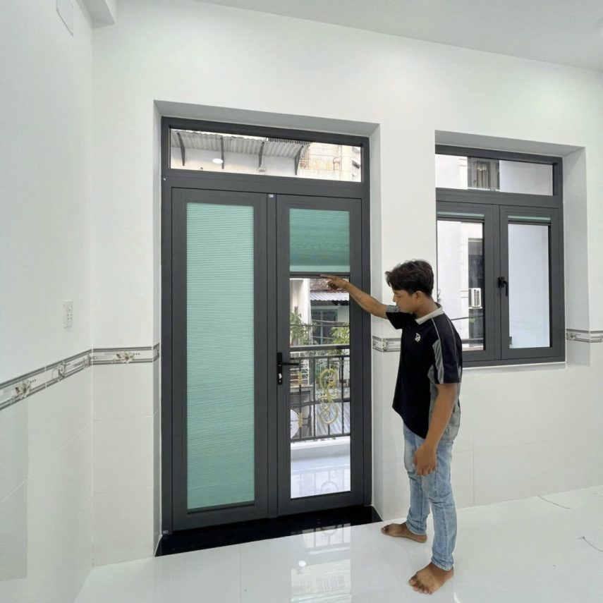 RÈM TỔ ONG TRÊN KÍNH RÈM TỔ ONG TRÊN KÍNH